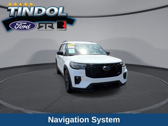 Certified 2025 Ford Explorer ST image 2