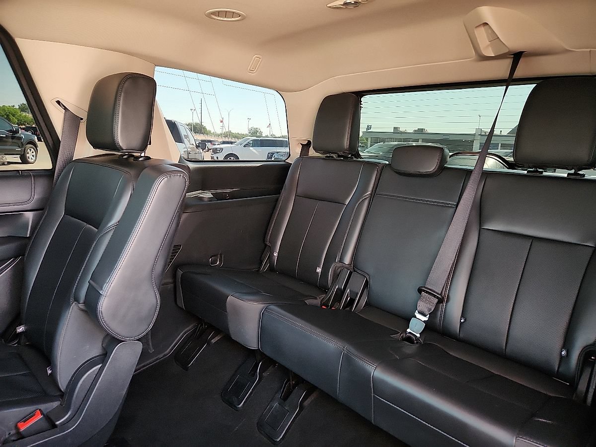 Certified 2023 Ford Expedition XLT AWD/4WD image 5