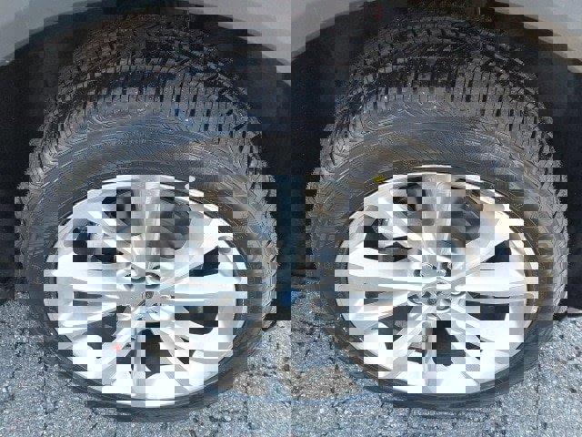 Certified 2021 Ford Explorer Platinum w/ Equipment Group 601A image 11