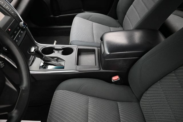 Used 2017 Toyota Camry LE FWD image 26