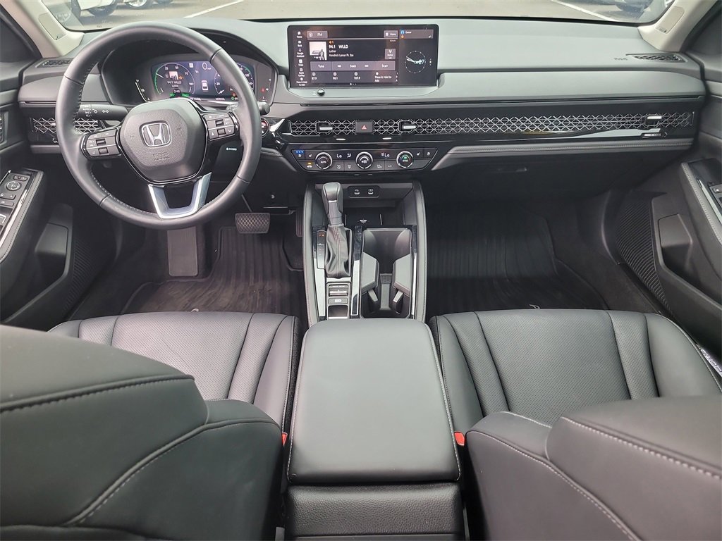 Used 2024 Honda Accord Touring image 12