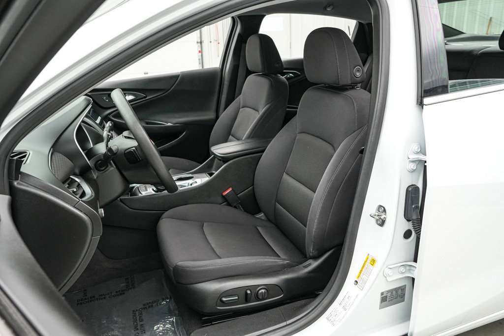 Used 2023 Chevrolet Malibu LT image 11