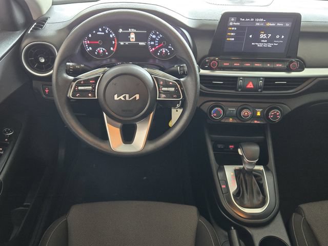 Used 2024 Kia Forte LXS FWD image 27