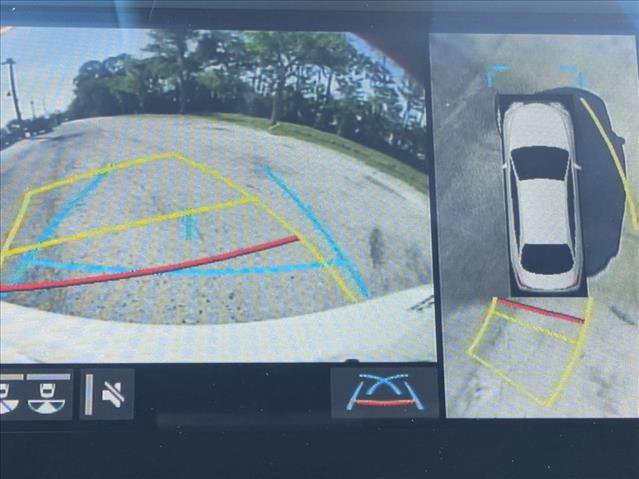 Used 2021 Toyota Avalon Limited w/ Advanced Safety Package image 15