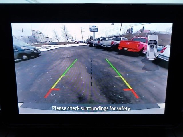 Certified 2022 Ford Explorer XLT w/ Equipment Group 202A image 27