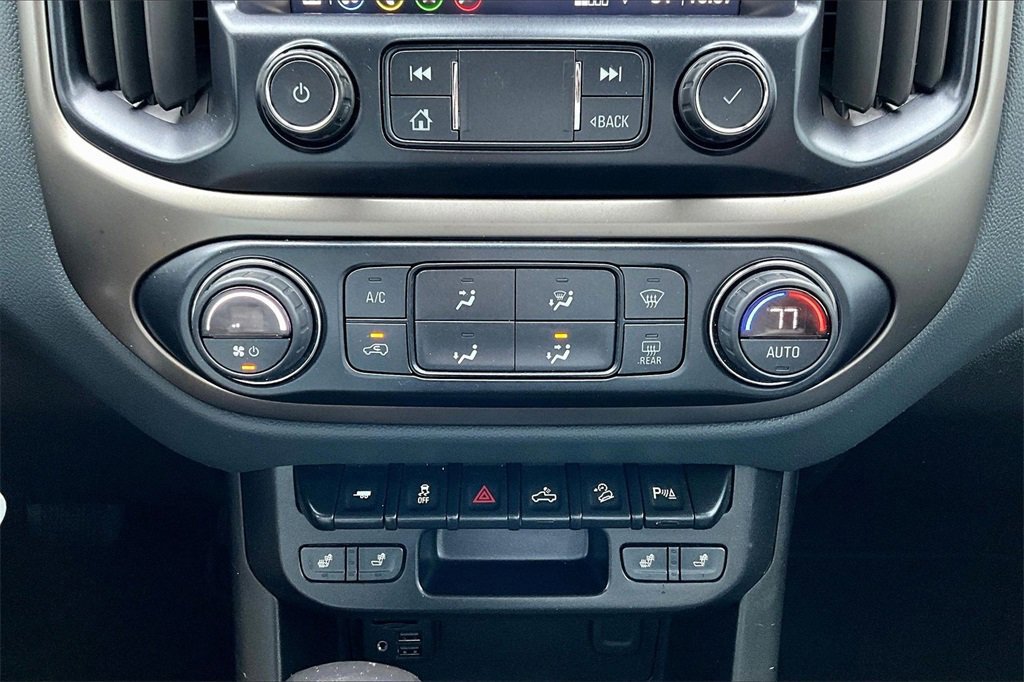 Used 2022 Chevrolet Colorado Z71 image 32