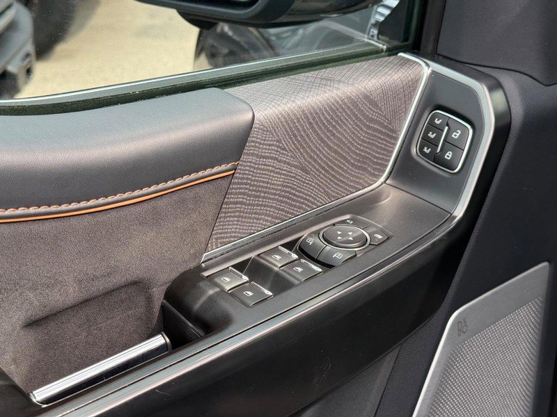 Certified 2022 Ford F150 Platinum w/ Equipment Group 701A High image 17