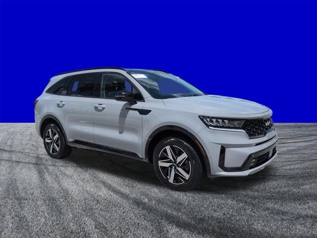 Used 2022 Kia Sorento EX w/ Panoramic Sunroof Package FWD image 2