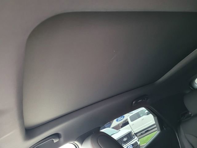 Used 2023 Chevrolet TrailBlazer RS w/ Sun and Liftgate Package image 20