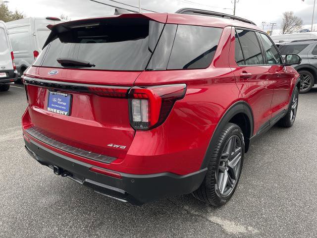 Certified 2025 Ford Explorer ST-Line w/ Premium Package image 5