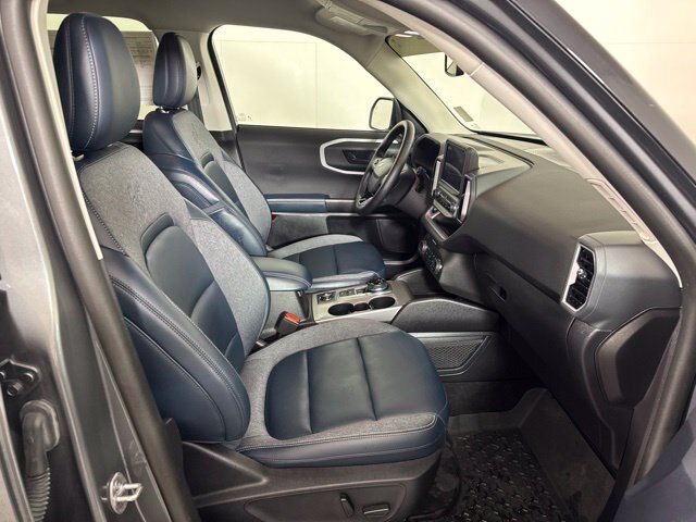 Certified 2024 Ford Bronco Sport Outer Banks w/ Tech Package AWD/4WD image 4