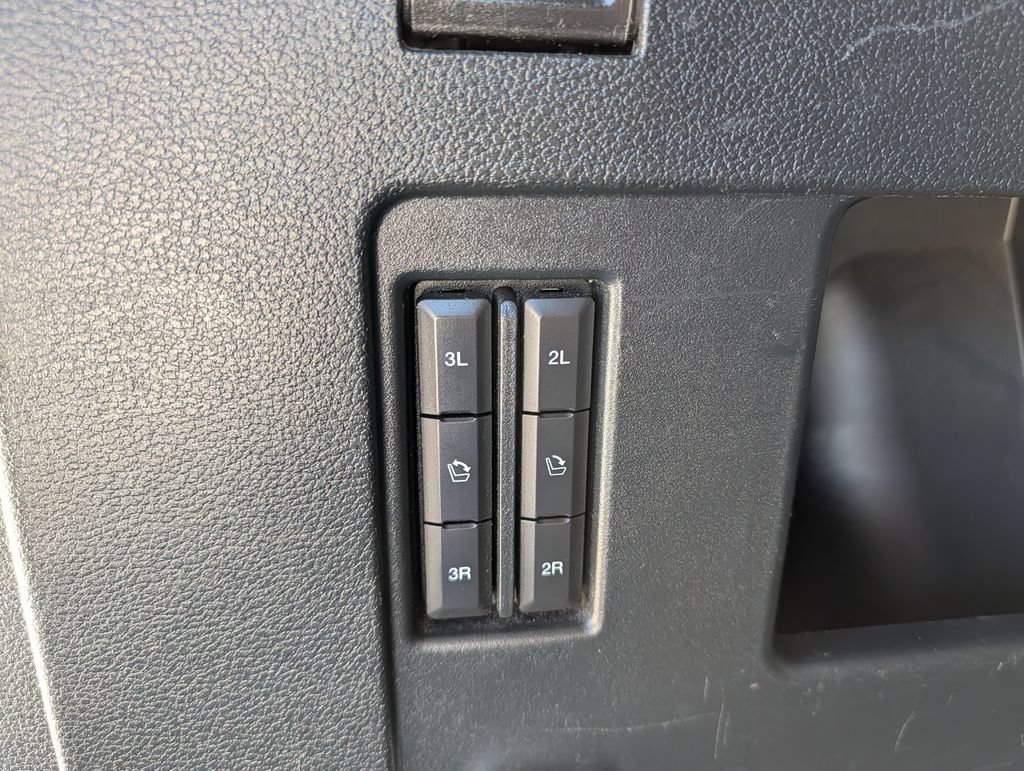 Certified 2021 Ford Expedition Limited RWD image 31