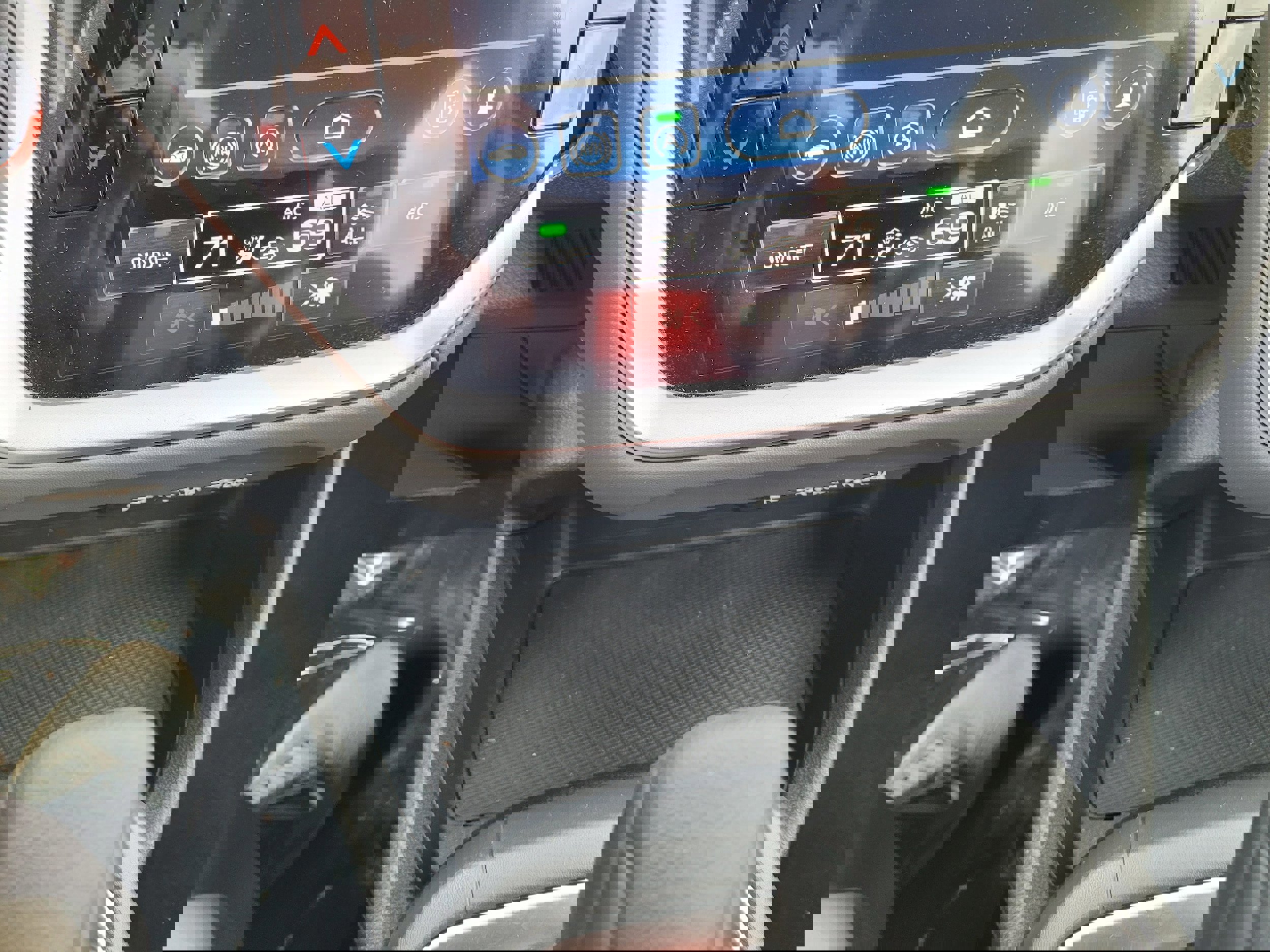 Used 2024 Subaru Crosstrek 2.0i Premium AWD/4WD image 20