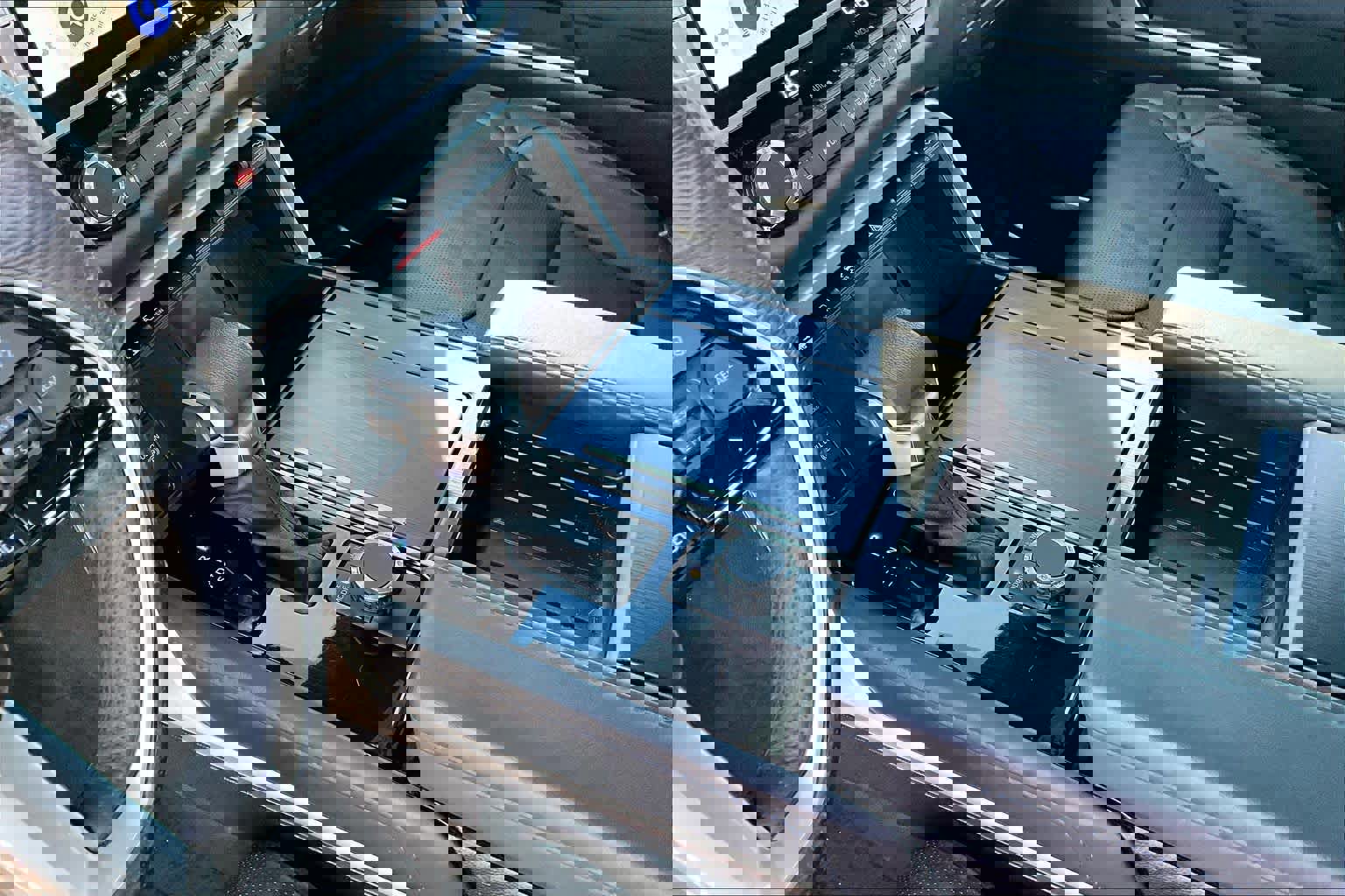 Used 2025 Toyota Tundra Platinum image 16