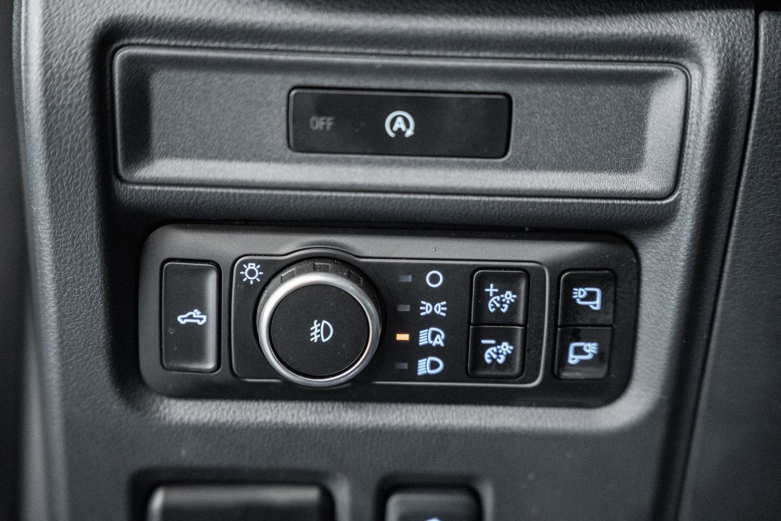 Certified 2025 Ford F150 Lariat image 52