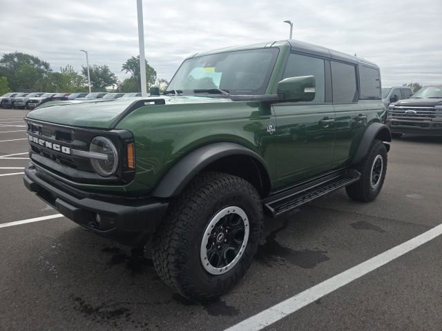 Certified 2025 Ford Bronco Outer Banks w/ Sasquatch Package AWD/4WD video 2