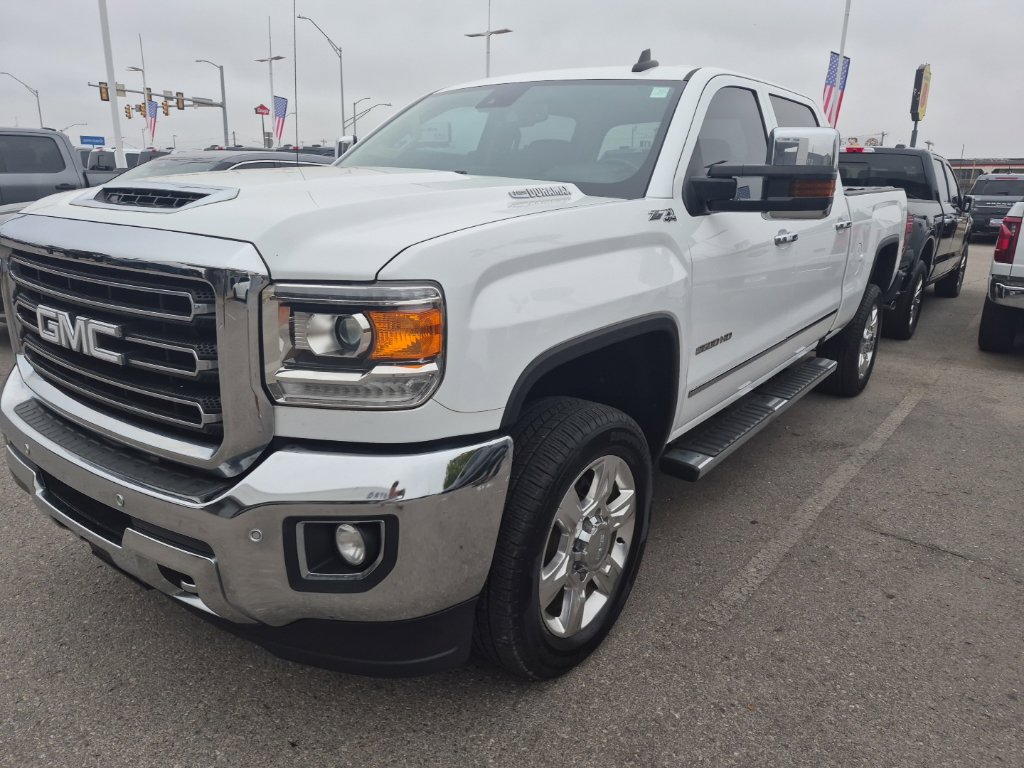 Used 2019 GMC Sierra 2500 SLT w/ Duramax Plus Package AWD/4WD image 5