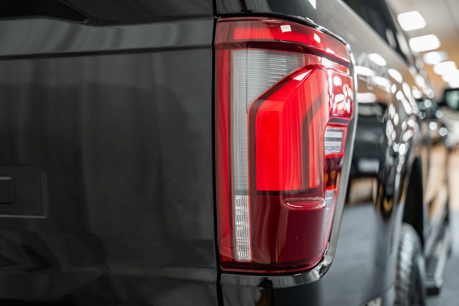 Certified 2024 Ford F150 Lariat AWD/4WD image 9