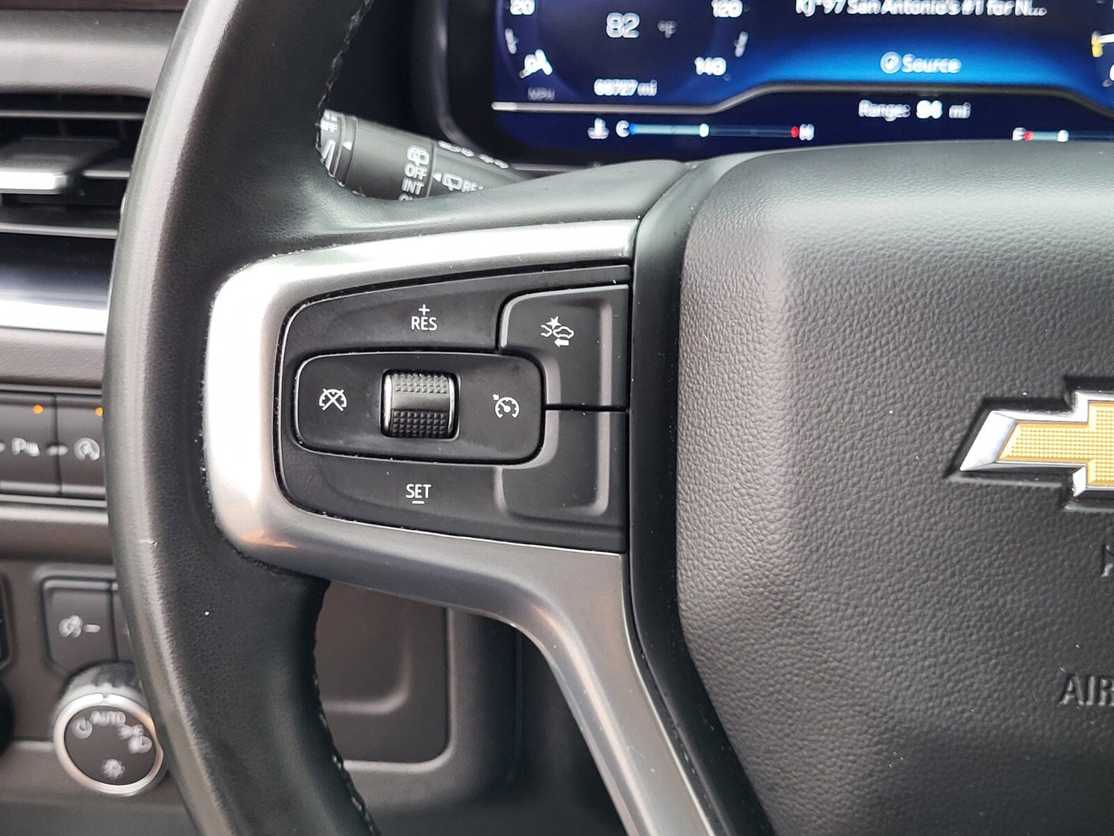 Used 2024 Chevrolet Tahoe LT AWD/4WD image 27