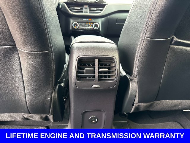 Certified 2022 Ford Escape SEL w/ Technology Package FWD image 17
