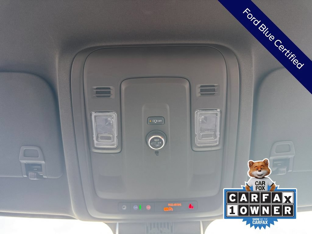Used 2025 Chevrolet Suburban LT RWD image 28