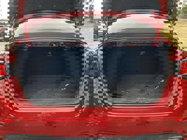 Used 2021 Nissan Sentra SR image 11