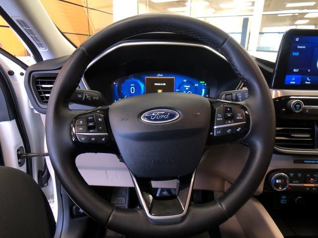 Certified 2021 Ford Escape Titanium image 13