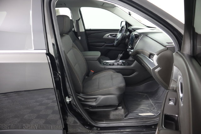 Used 2020 Chevrolet Traverse LT w/ Driver Confidence II Package AWD/4WD image 61