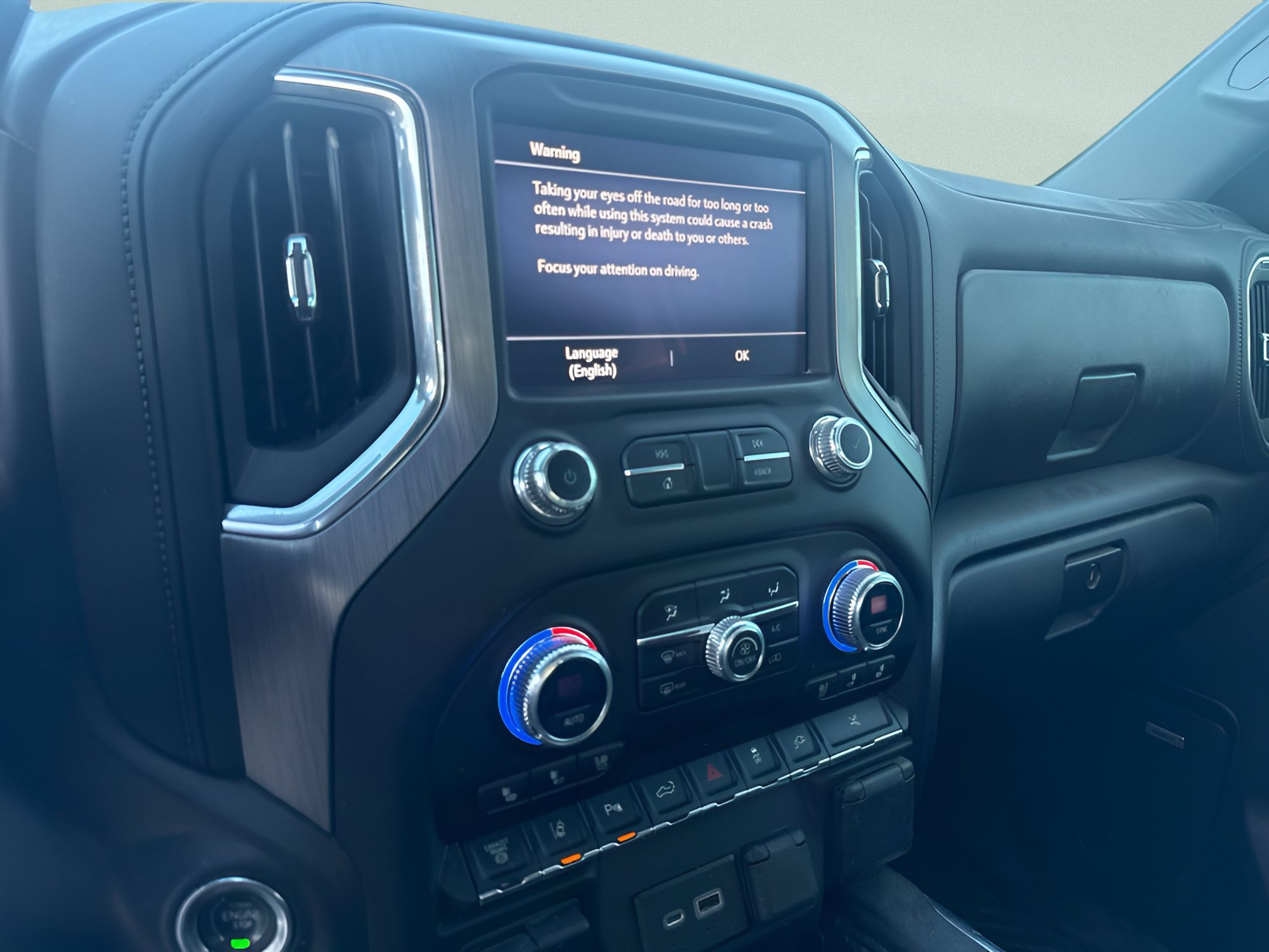 Used 2023 GMC Sierra 3500 Denali AWD/4WD image 26