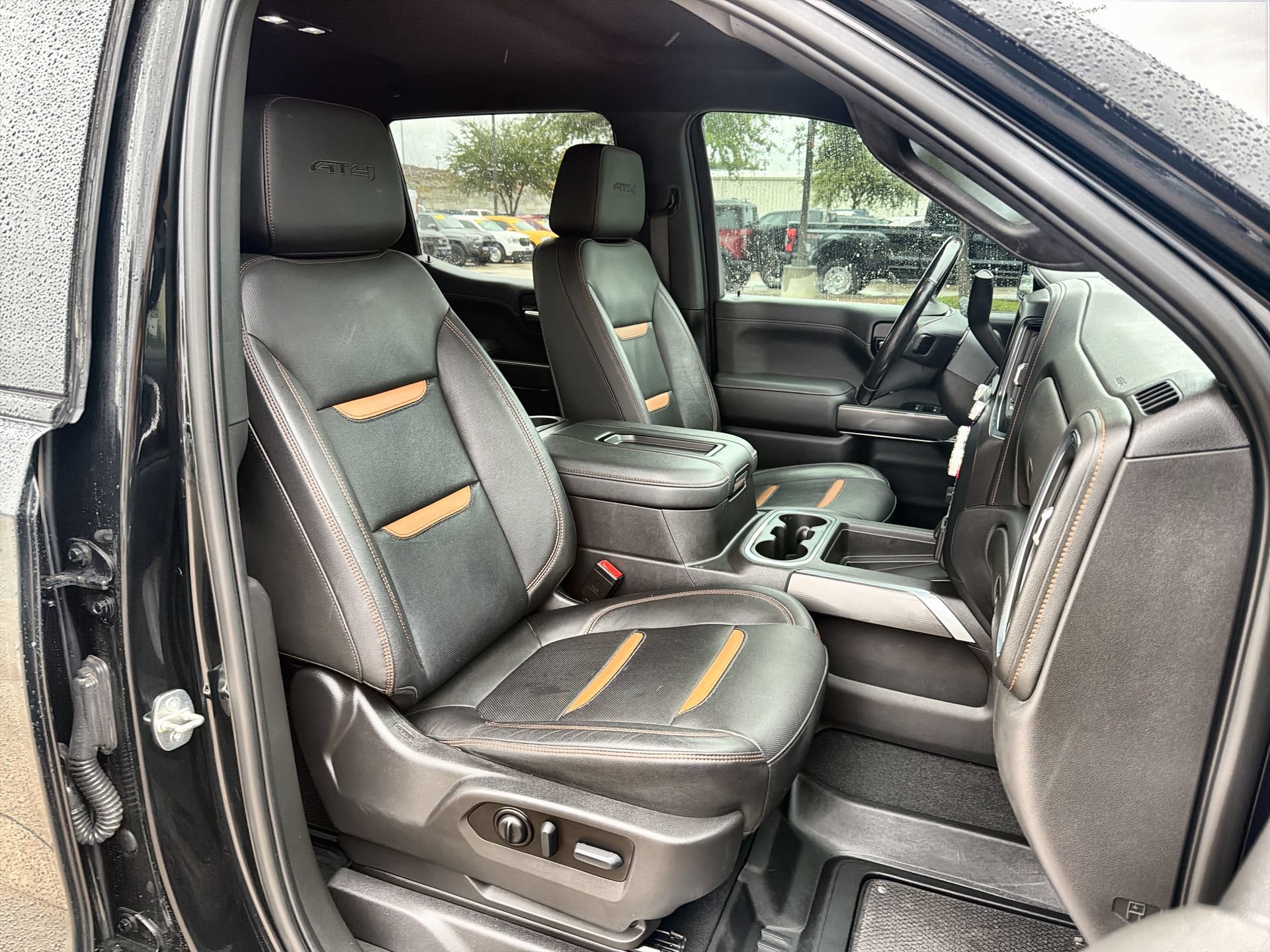 Used 2022 GMC Sierra 1500 AT4 w/ AT4 Preferred Package AWD/4WD image 24