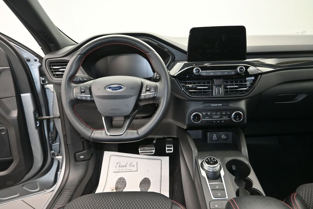 Certified 2024 Ford Escape ST-Line AWD/4WD image 16