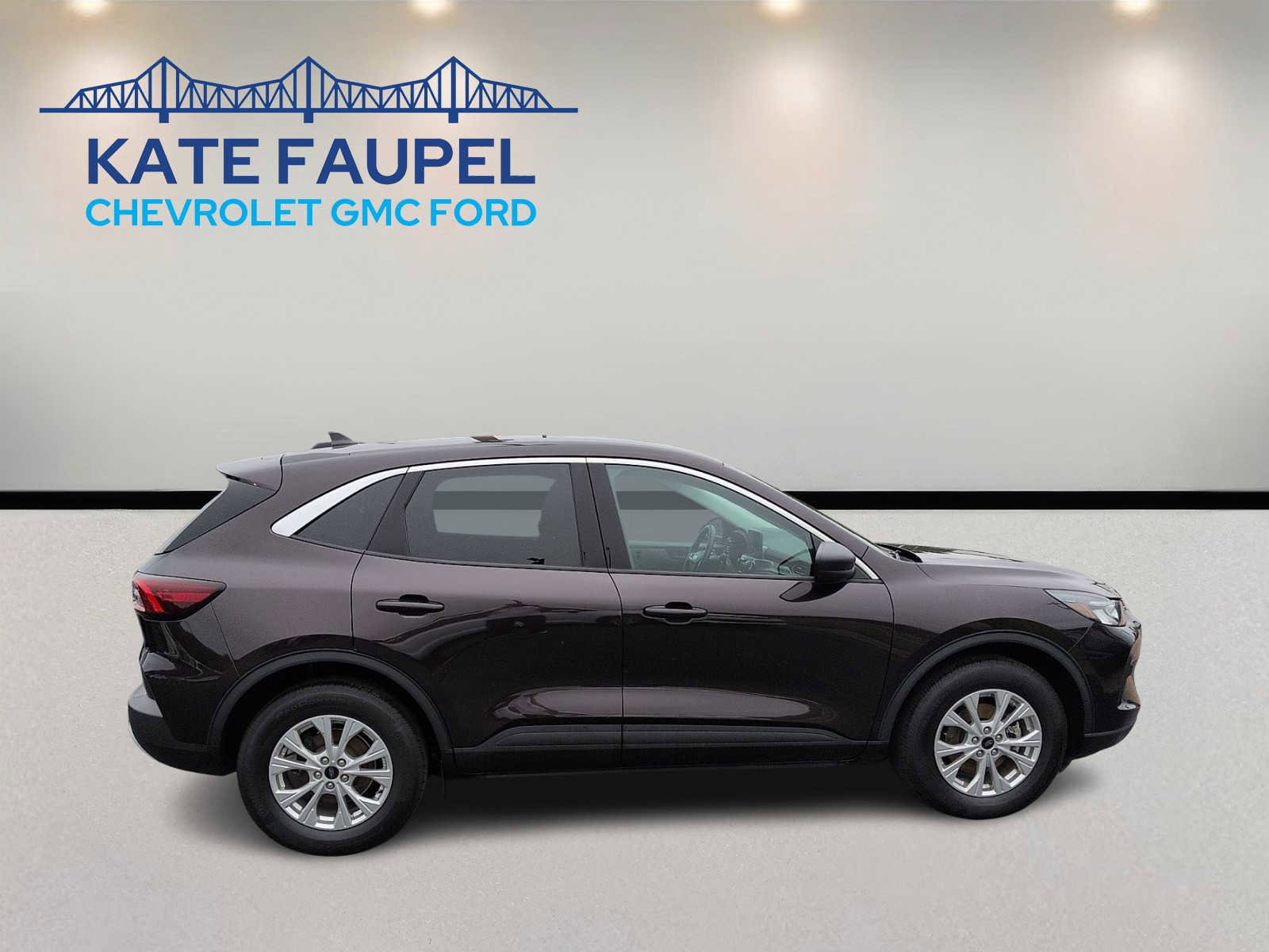 Certified 2023 Ford Escape Active AWD/4WD image 8