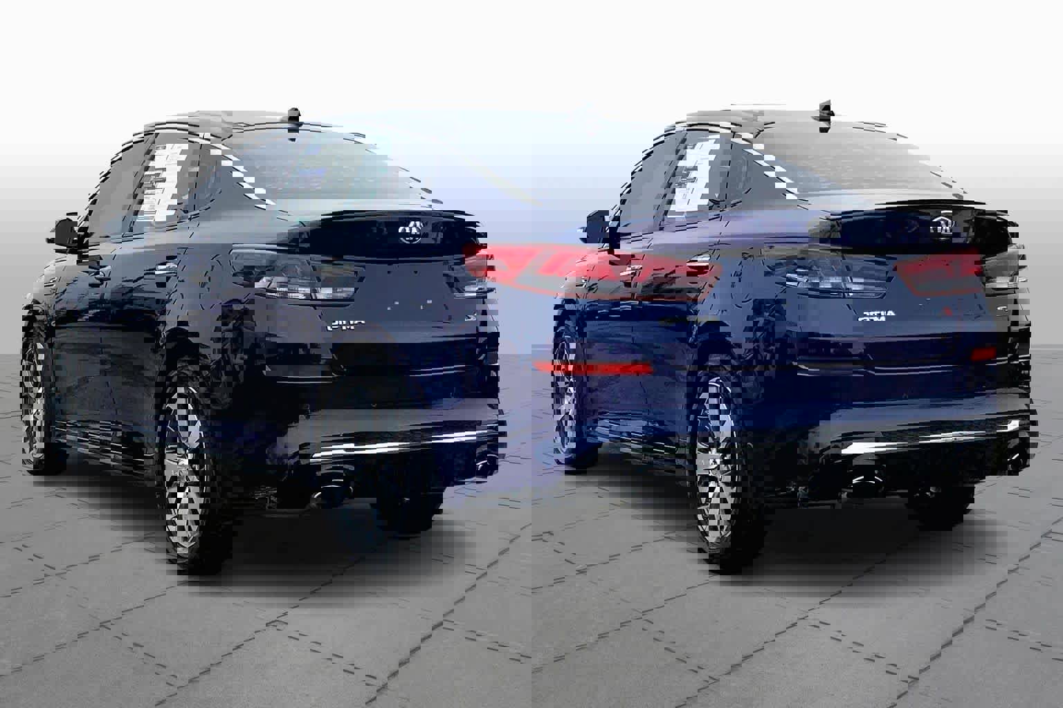 Used 2019 Kia Optima S w/ S Panoramic Sunroof Package image 12