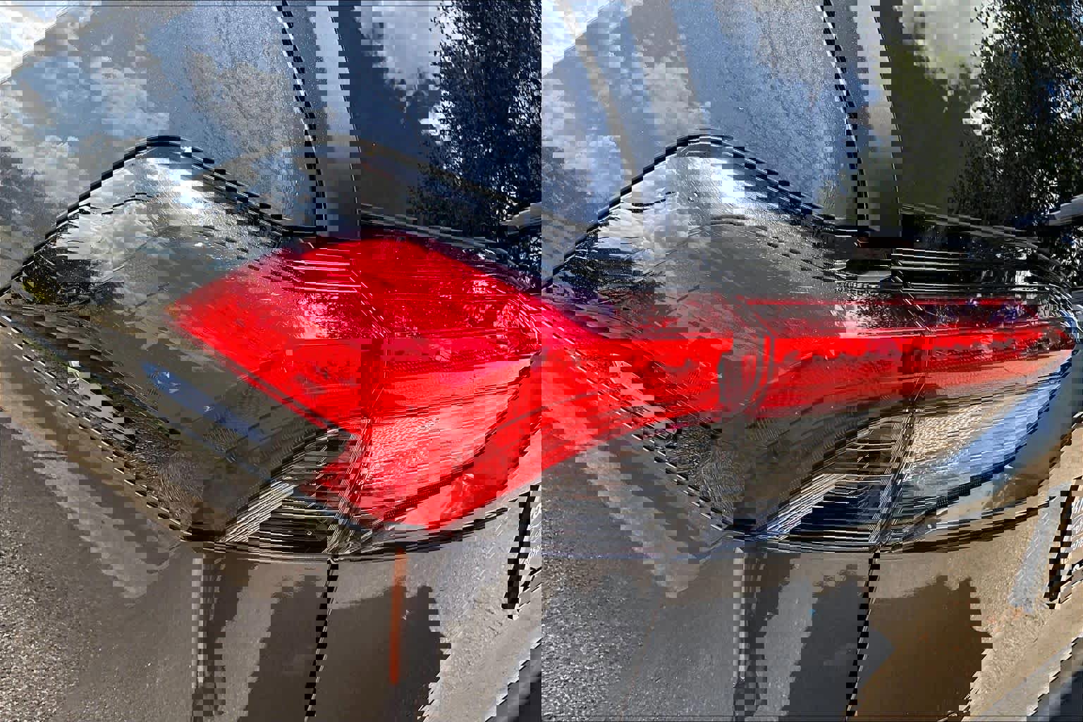 Used 2024 Toyota RAV4 XLE image 27