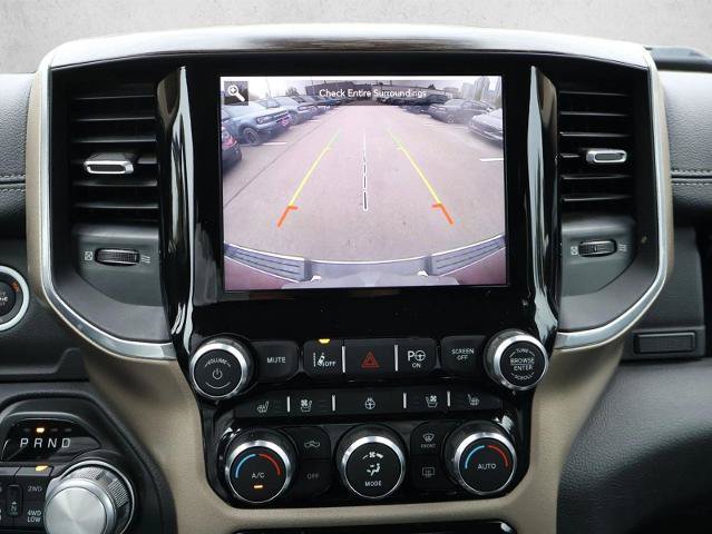 Used 2019 RAM 1500 Laramie AWD/4WD image 17