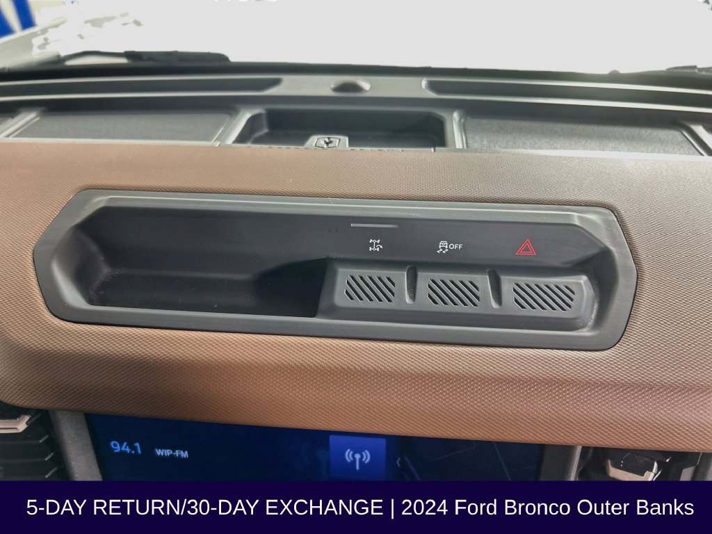 Certified 2024 Ford Bronco Outer Banks AWD/4WD image 43