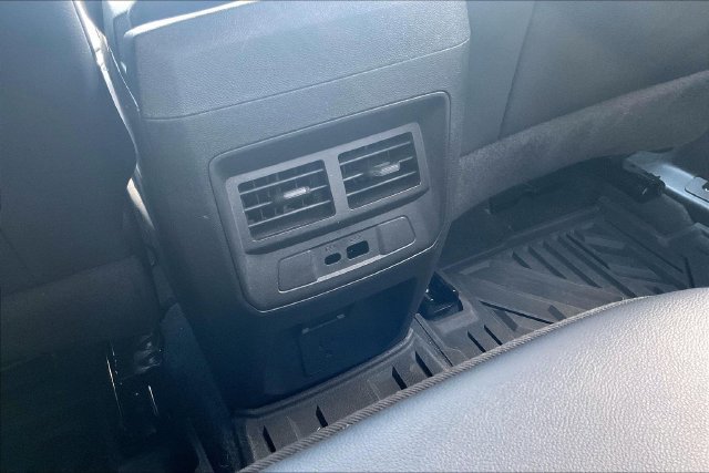 Used 2024 GMC Canyon AT4X AWD/4WD image 36