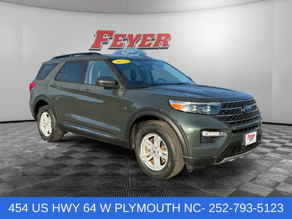 Certified 2023 Ford Explorer XLT w/ Equipment Group 202A AWD/4WD image 7