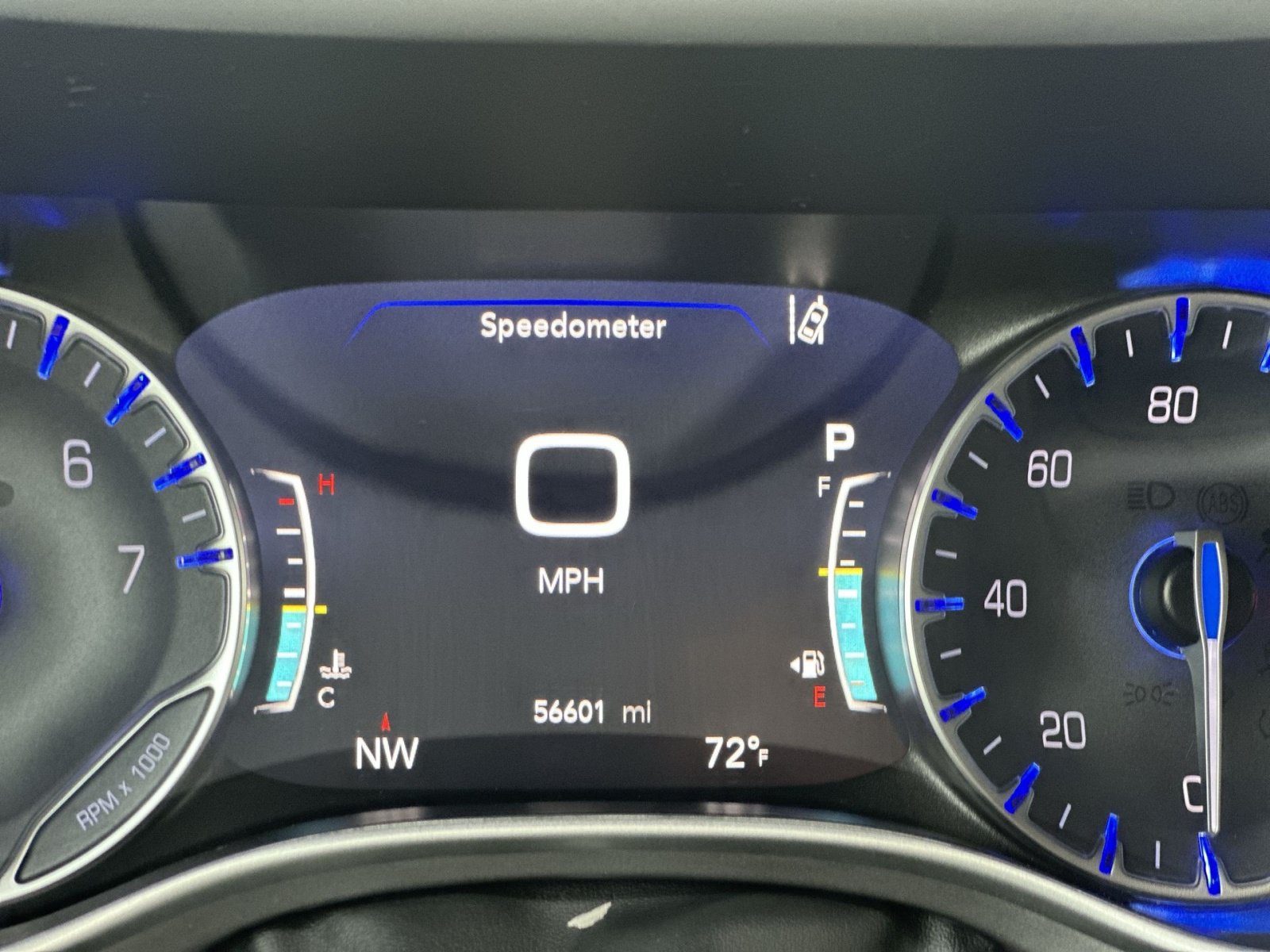 Used 2024 Chrysler Pacifica Touring-L FWD image 18