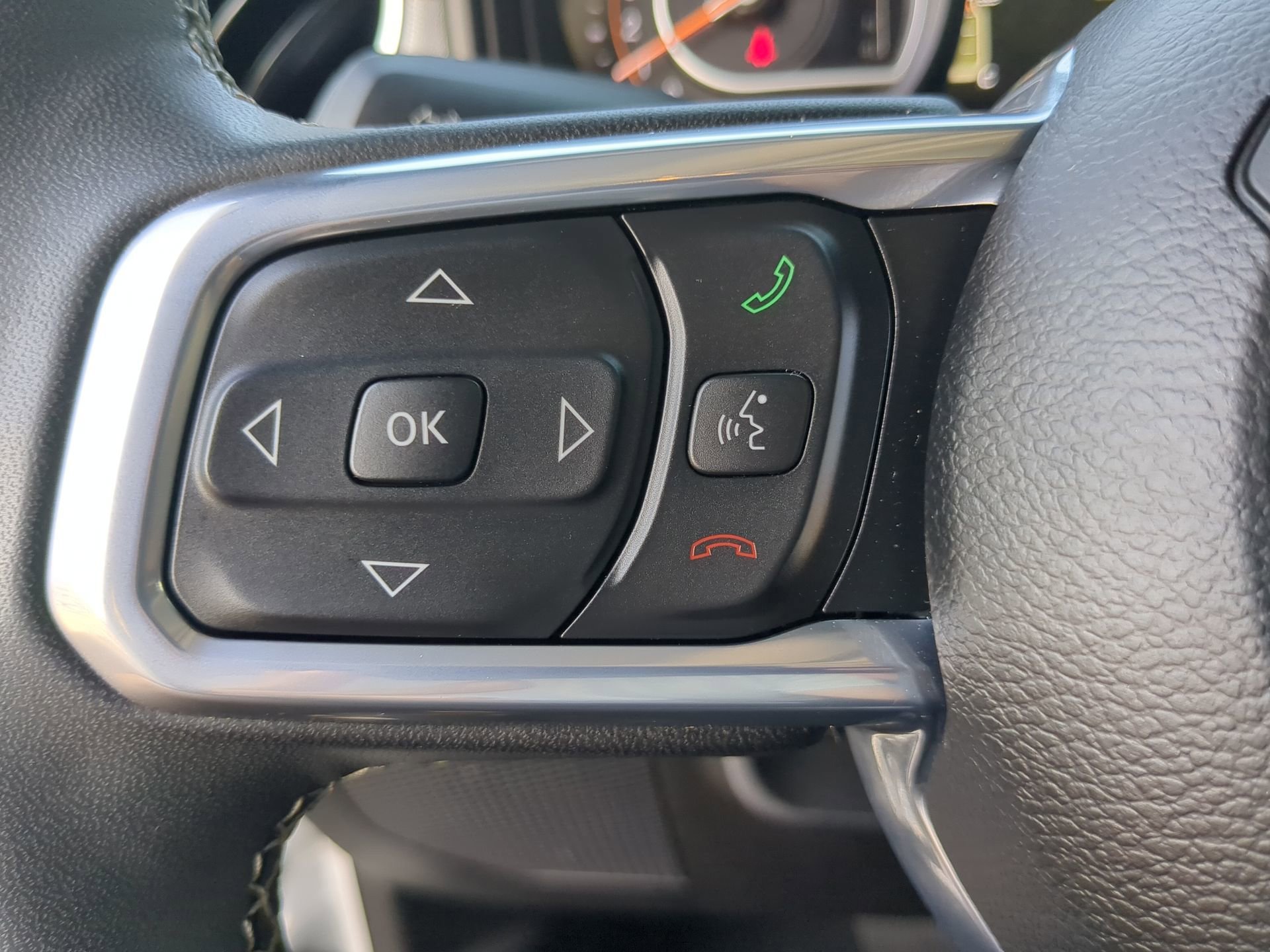 Used 2025 Jeep Wrangler Unlimited Sahara AWD/4WD image 64
