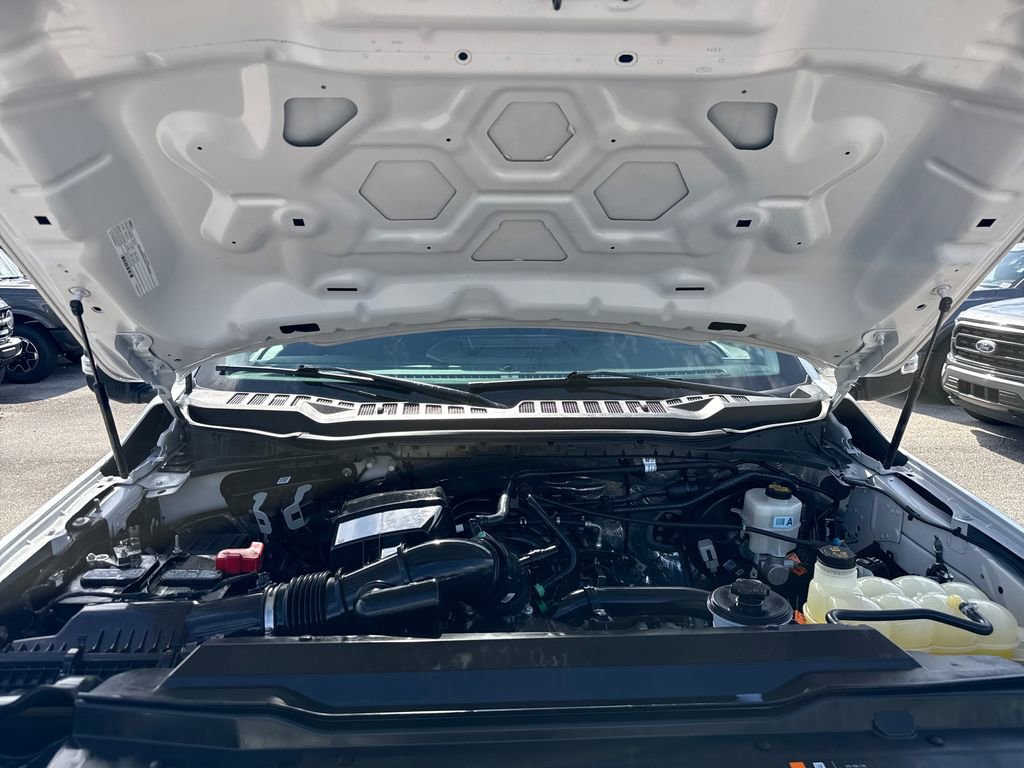 Certified 2024 Ford F250 Lariat w/ Chrome Package image 33