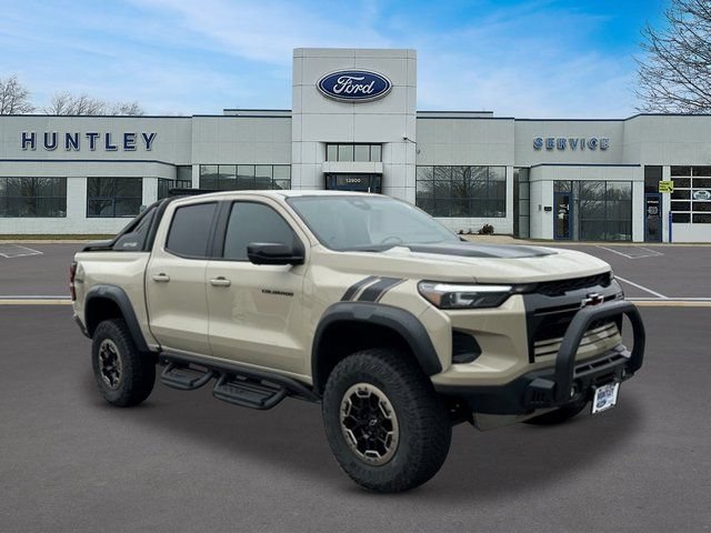 Used 2023 Chevrolet Colorado ZR2 w/ Desert Boss Special Edition AWD/4WD image 3