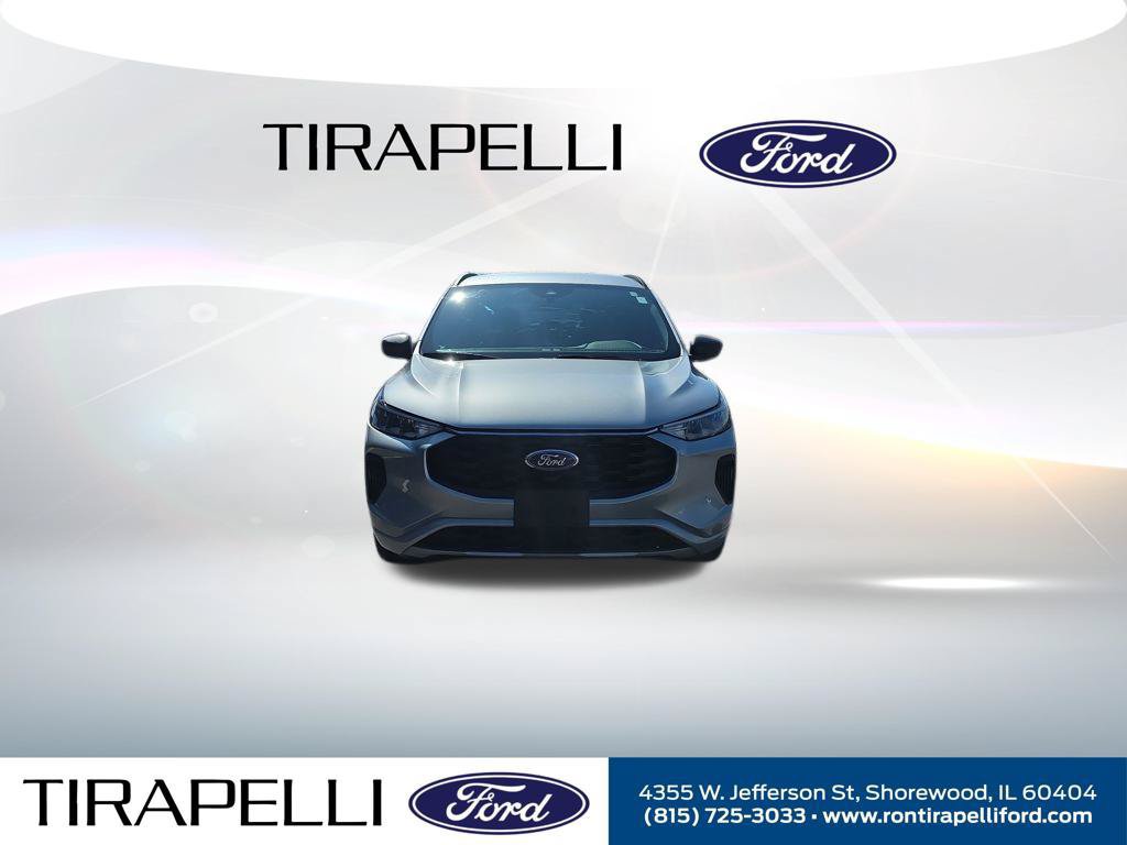 Certified 2023 Ford Escape ST-Line w/ Tech Pack #1 AWD/4WD image 5