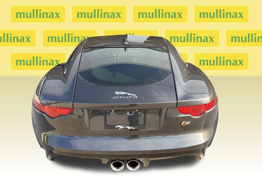 Used 2017 Jaguar F-TYPE S RWD image 6