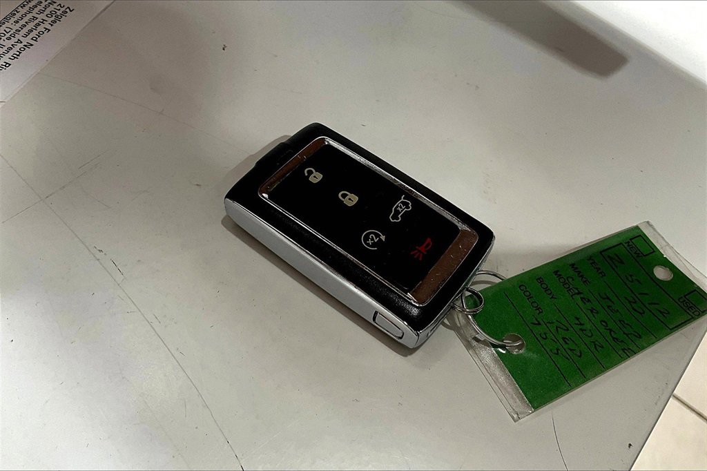 Used 2022 Jeep Grand Cherokee L Limited image 12