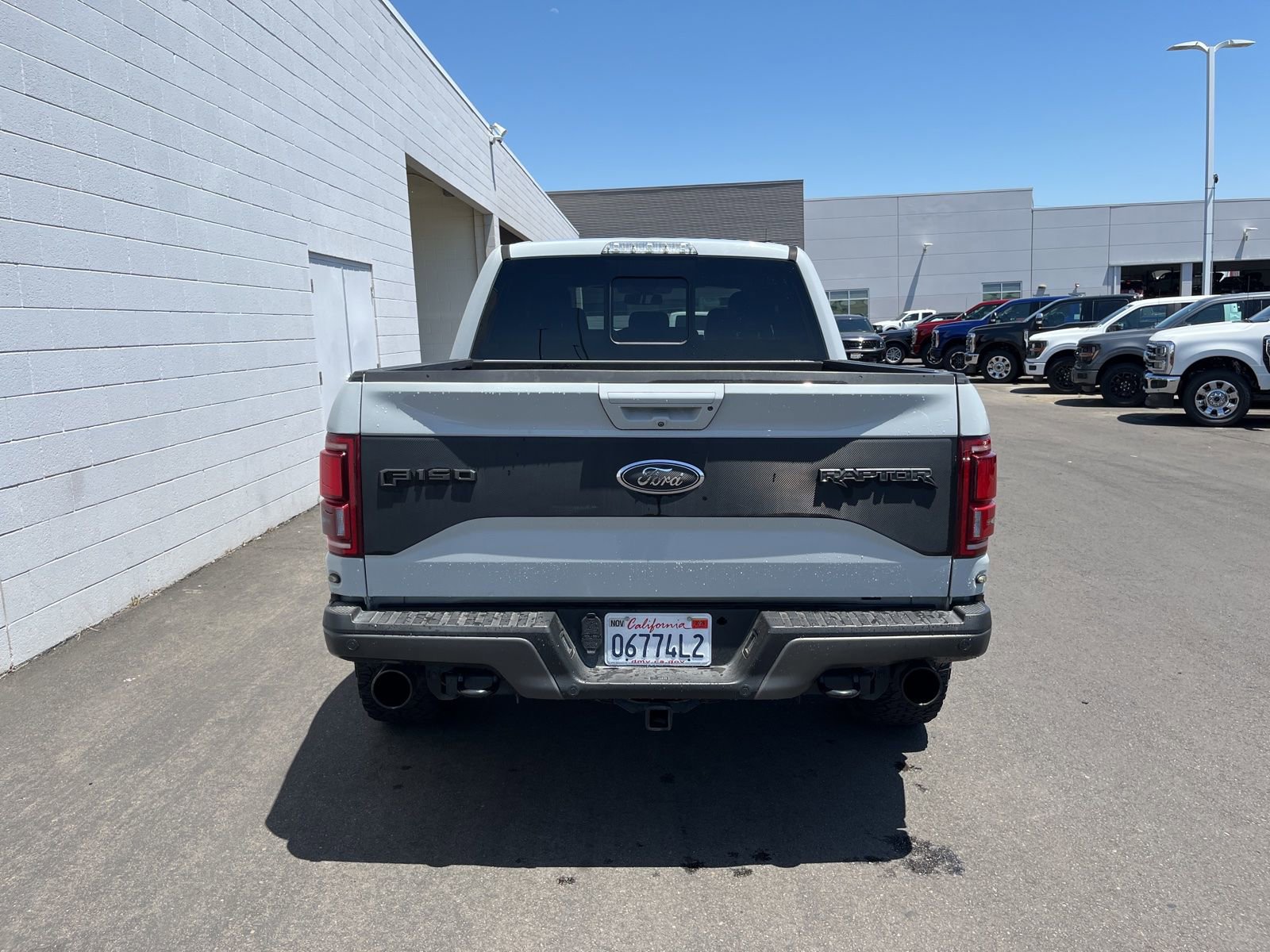 Certified 2017 Ford F150 Raptor w/ Equipment Group 802A Luxury AWD/4WD image 6