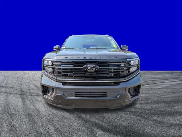 Certified 2026 Ford Expedition Platinum w/ Stealth Appearance Package AWD/4WD image 8