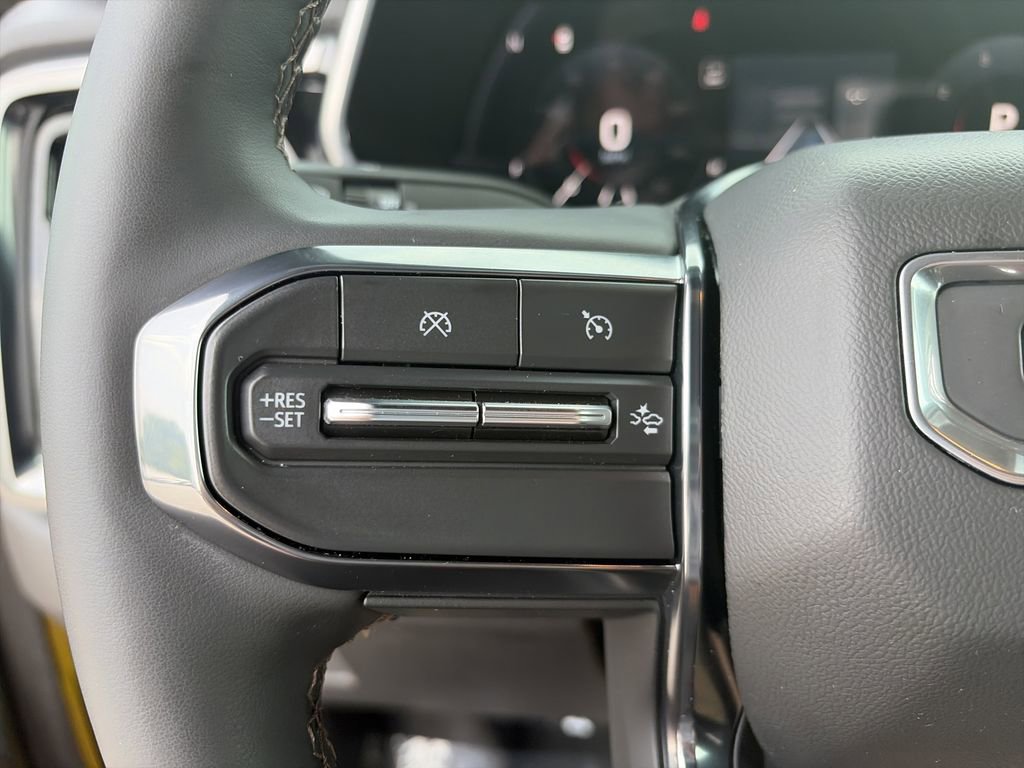 Used 2024 GMC Canyon AT4 w/ AT4 Premium Package AWD/4WD image 21