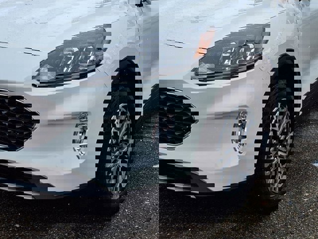 Certified 2022 Ford Escape SEL image 25