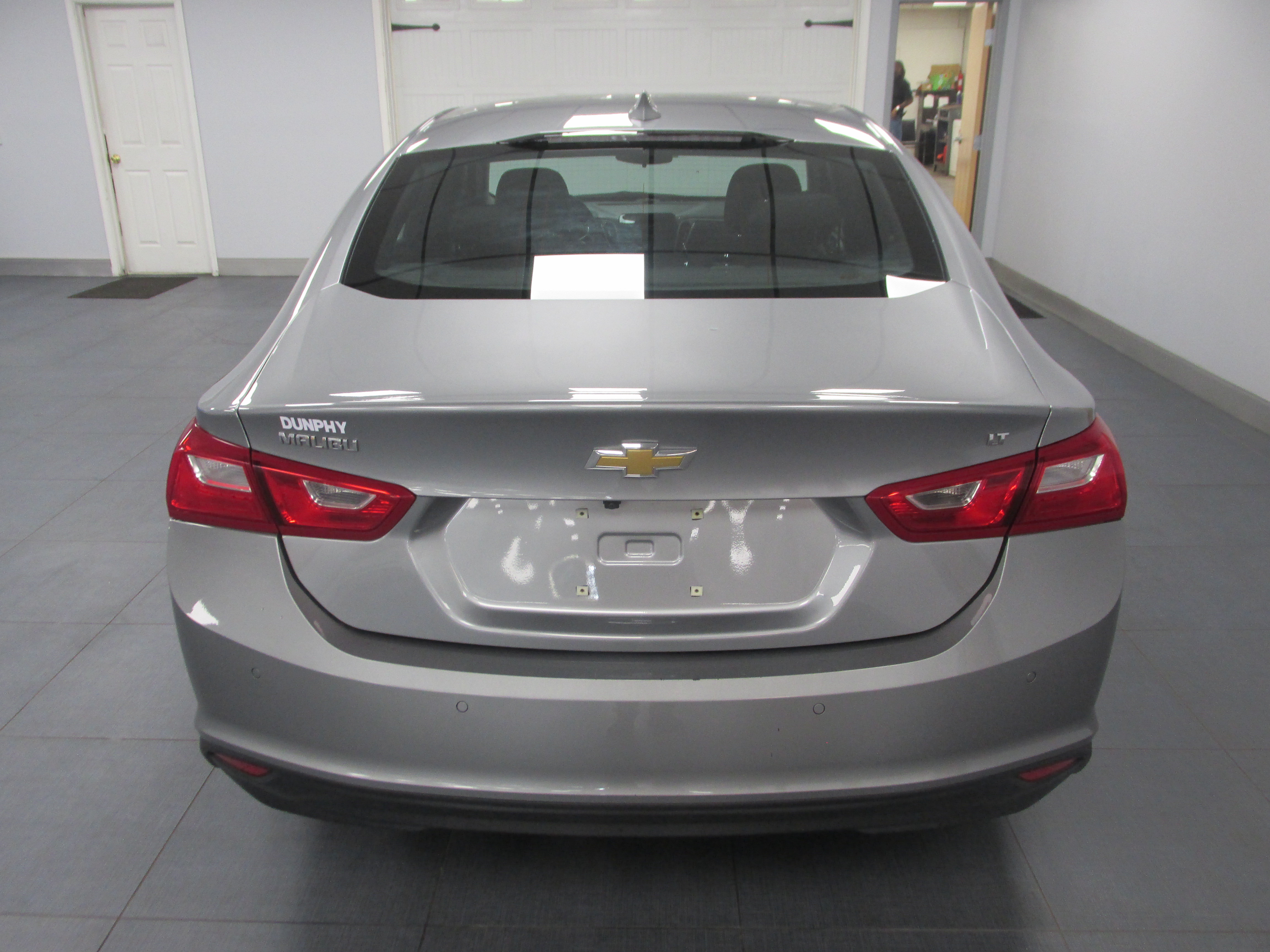 Used 2024 Chevrolet Malibu LT FWD image 5
